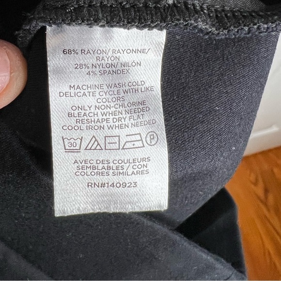 Loft Women's Small Black Pull On Straight Leg Ankle Crop Pants Ponte Stretch S - Picture 9 of 14